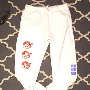 Heros nom sweatpants size XL